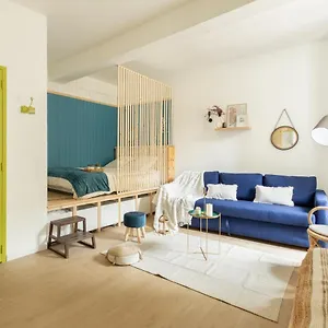 Studio Tres Bien Situe Aux Remparts Appartement Avignon